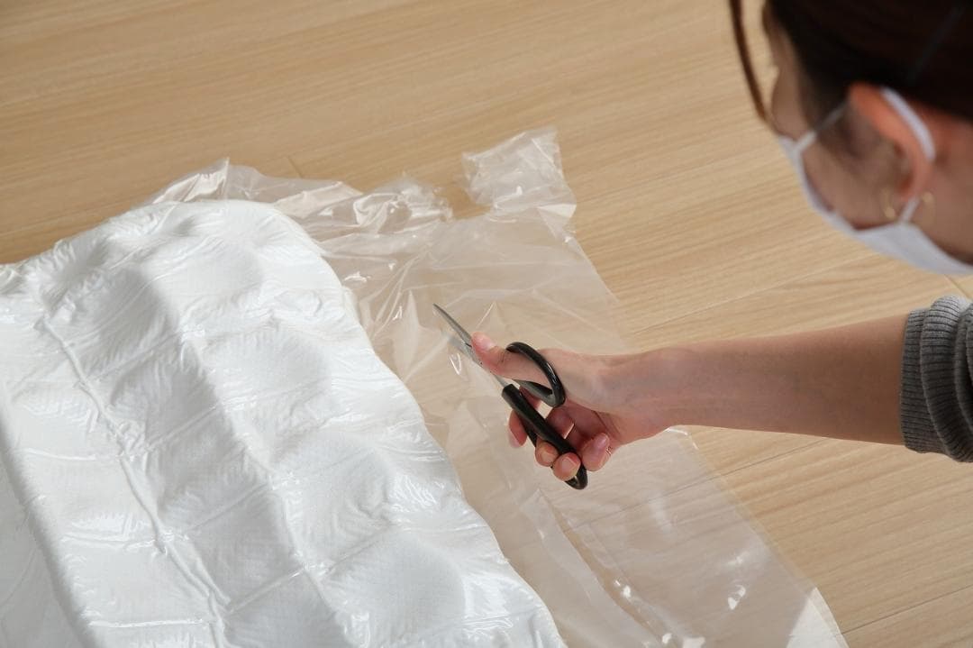 《新品・送料無料》一体型脚付きマットレスベッド【シングル】