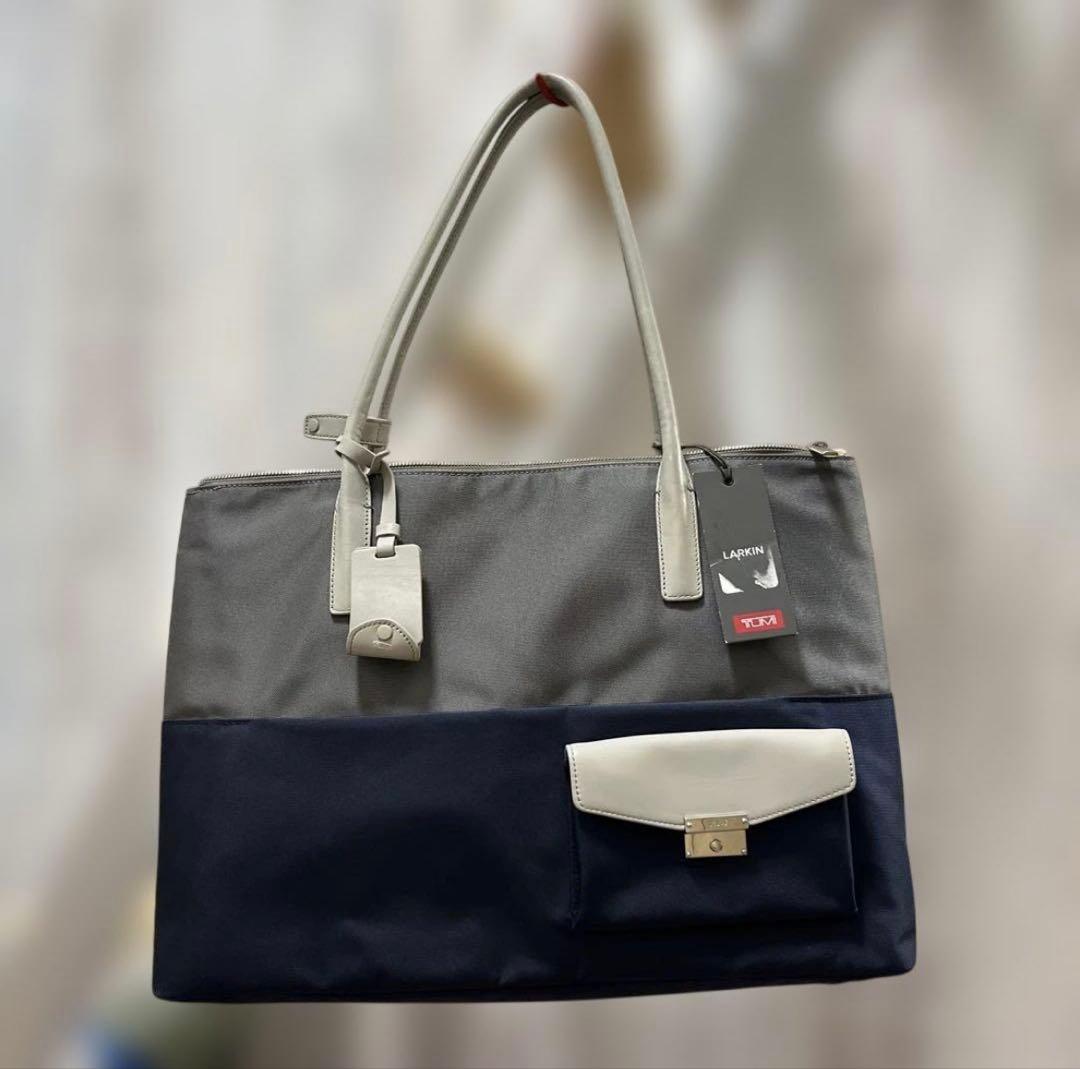 [hitomiさん専用]TUMI LARKINトートバッグ　新品未使用