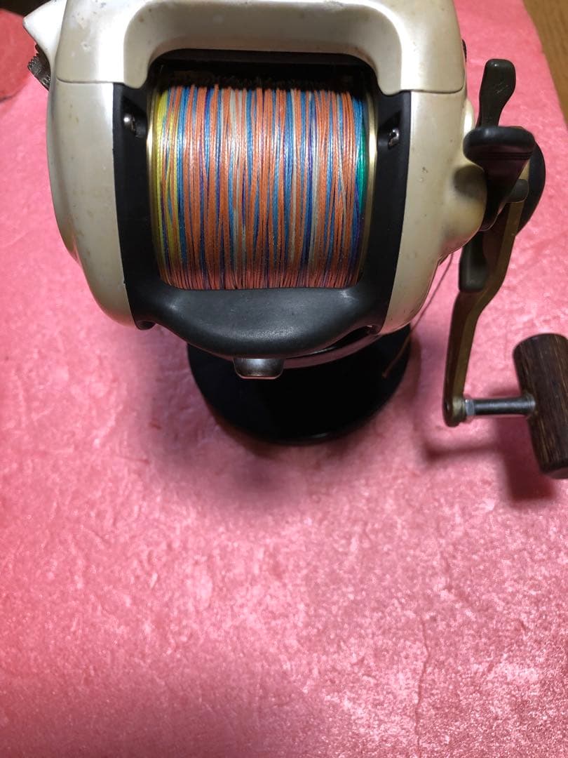 シマノ　電動リール　3000R 早い者勝ち　らいおん