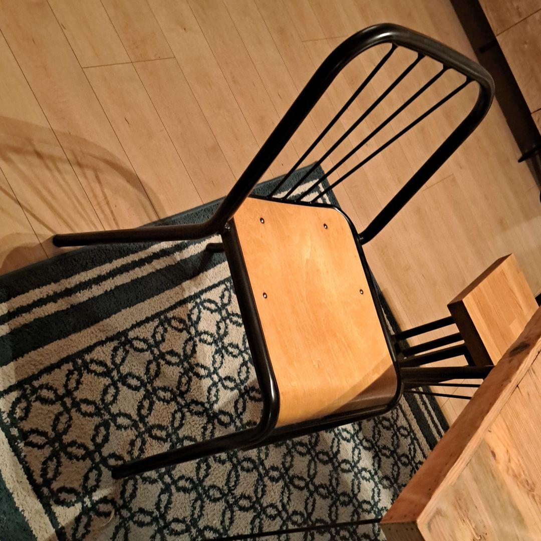 アイアンチェア