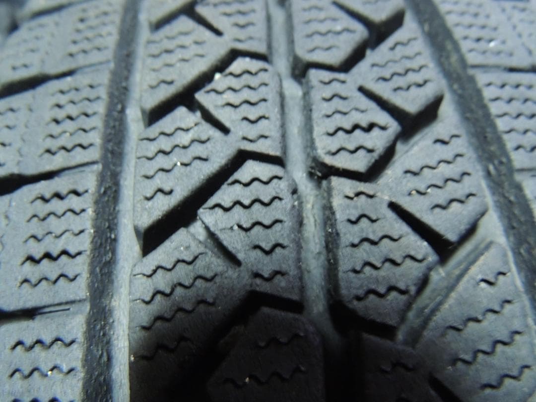 T766　165/80R14　LT　スタッドレス　4本　2021年製　小傷有り