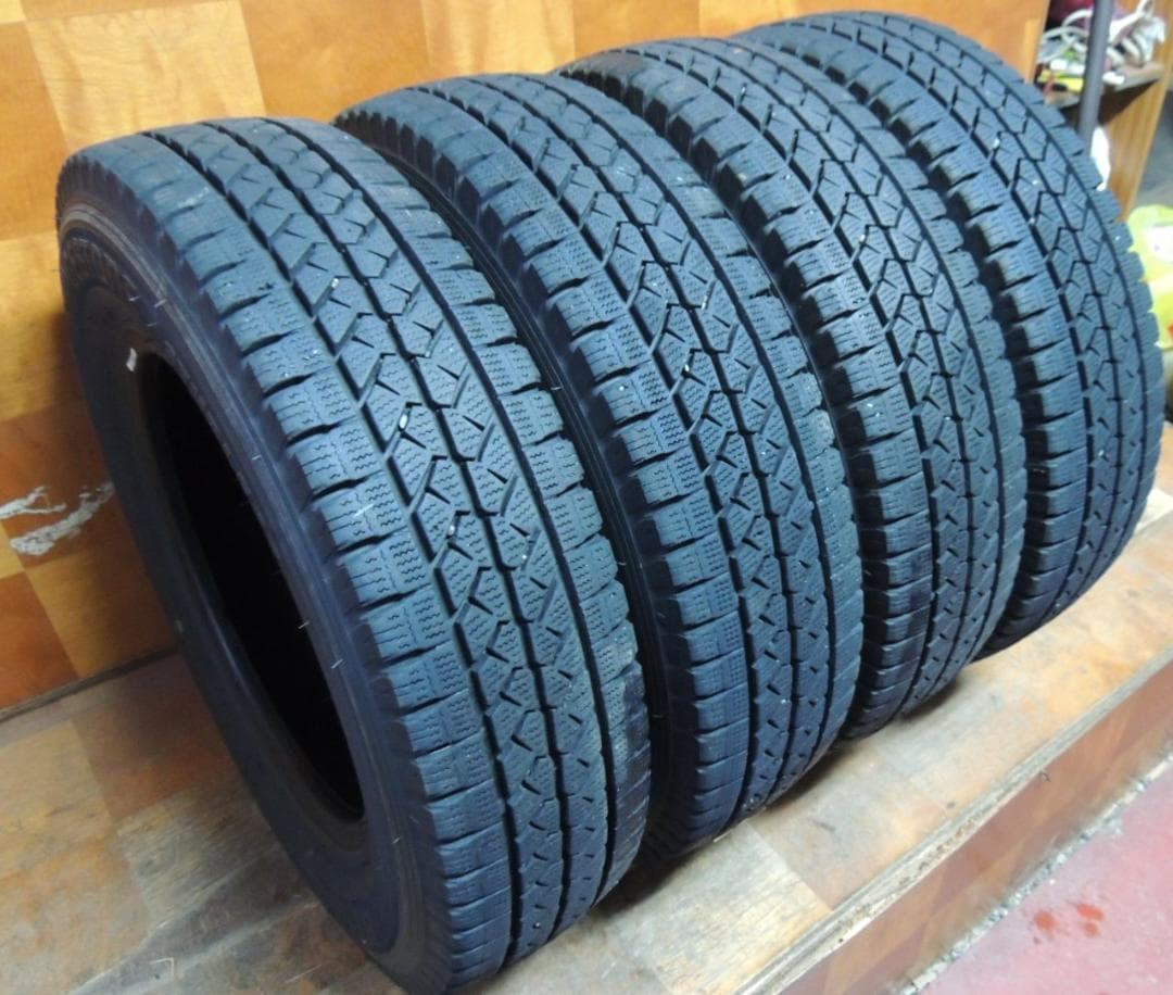 T766　165/80R14　LT　スタッドレス　4本　2021年製　小傷有り