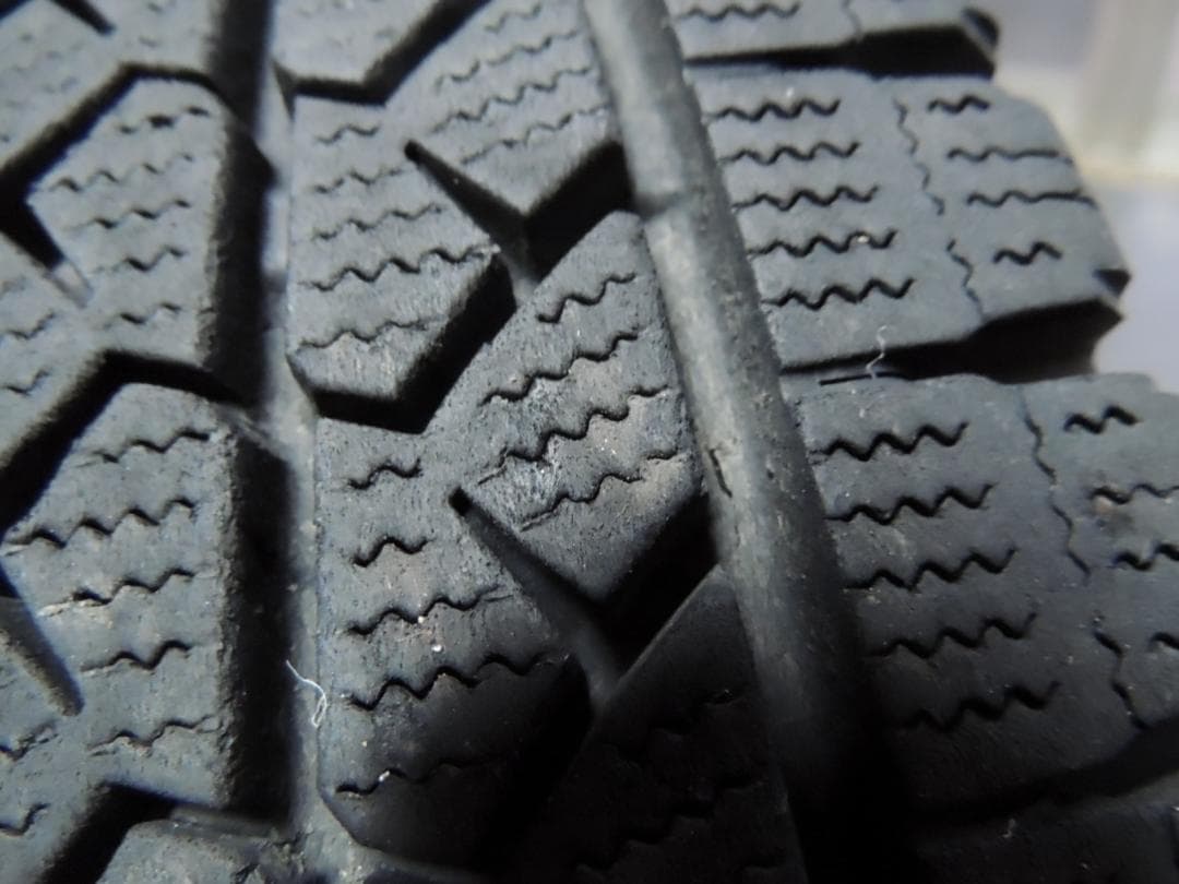 T766　165/80R14　LT　スタッドレス　4本　2021年製　小傷有り