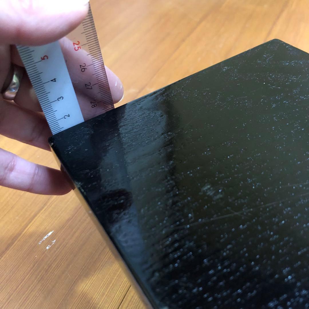 青い陶器の香炉 蓋付き