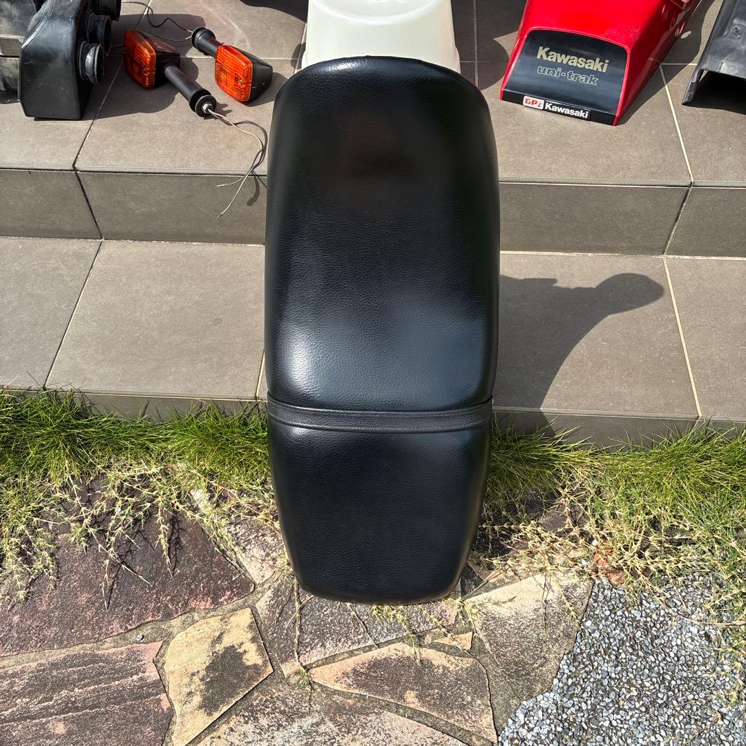 KAWASAKI(カワサキ)GPZ400F レアカラーカウルセット 引き取り限定