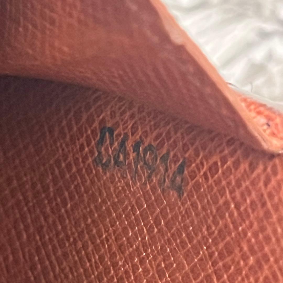 ルイヴィトン　札入れ　カードケース　薄型　モノグラムキャンバス　長財布