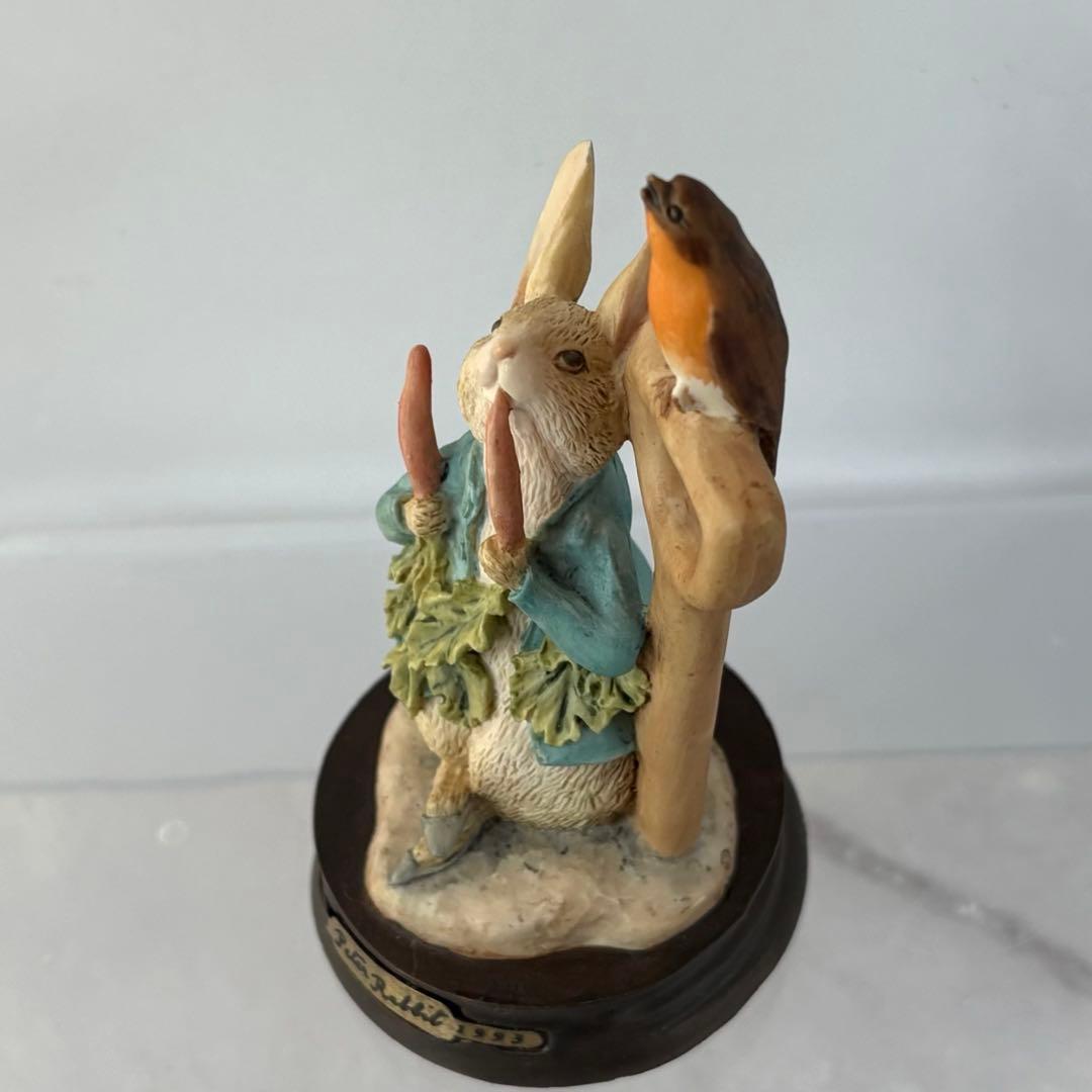 ピーターラビット　◆希少【Peter Rabbit with Radishes】