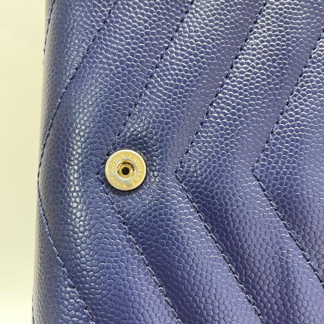 1636 イヴサンローラン 三つ折り財布 Vスティッチ ブルー レザー