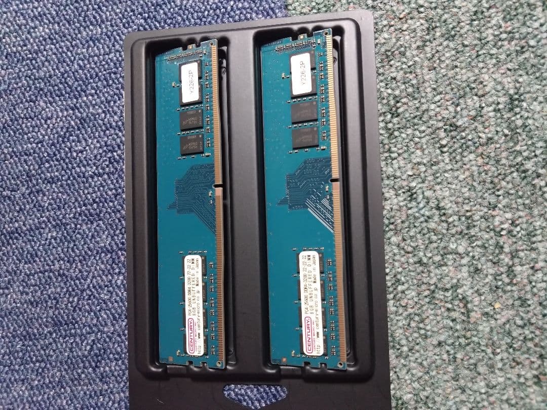 【最終値下げ】CENTURY DDR4 3200MHz 8GB×2枚 計16GB