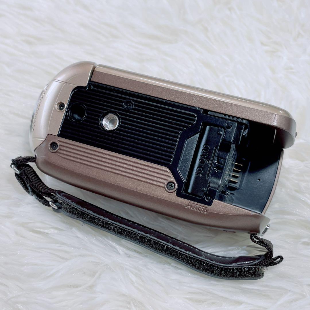 美品 Panasonic ビデオカメラ 【HC-V300M】ゴールド 付属品付き