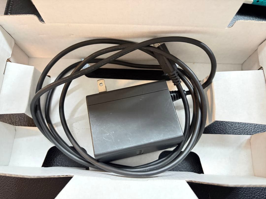 【箱付】Nintendo Switch Lite ターコイズ　（64Gカード付）