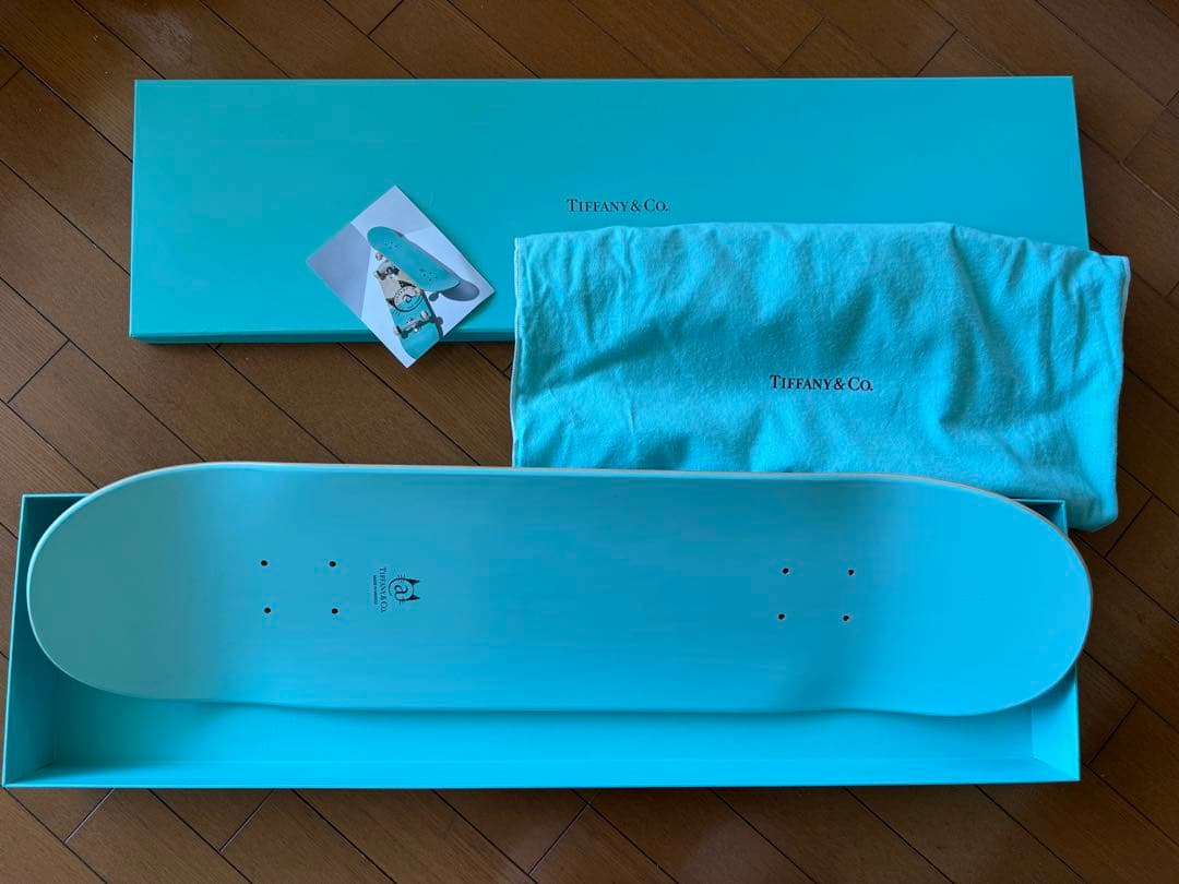 年末年始sale中！美品Tiffany & Co. スケートボード限定品