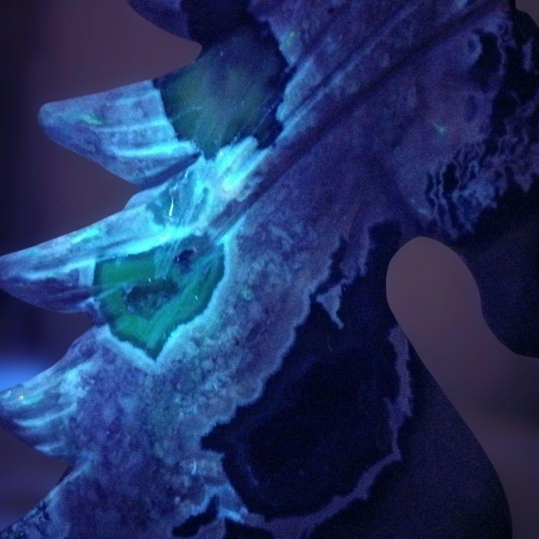 ボルケーノアゲート　ユニコーン　ペガサス　火山瑪瑙　ジオード　天然石　置物