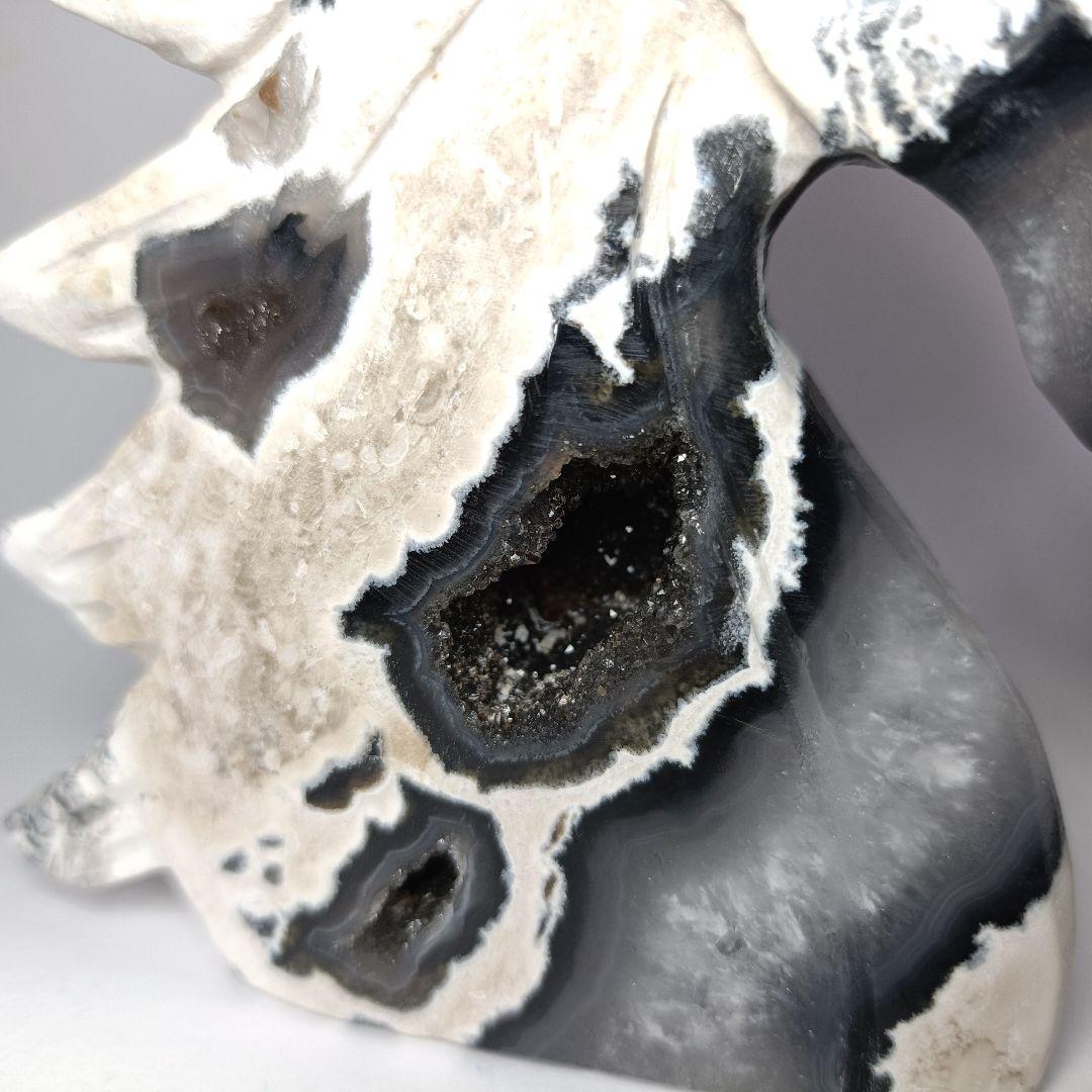 ボルケーノアゲート　ユニコーン　ペガサス　火山瑪瑙　ジオード　天然石　置物