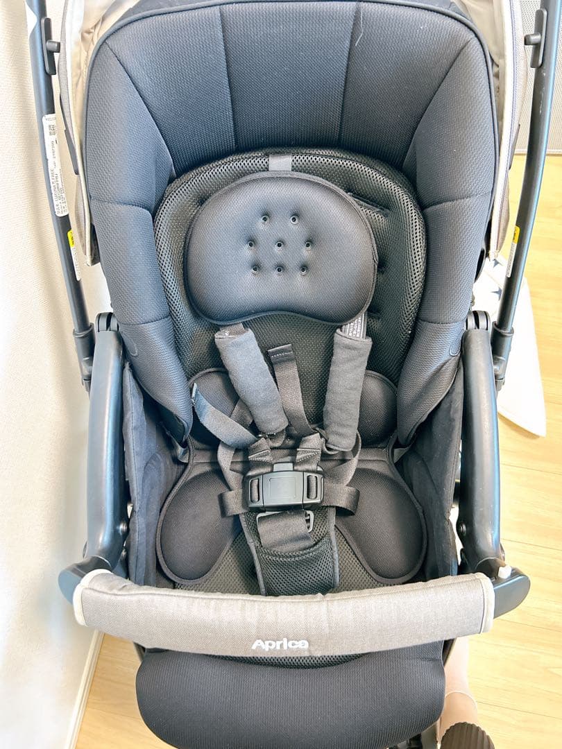 ⭐︎価格更新⭐︎【美品】2024年製　ラクーナクッションフリープラスAC