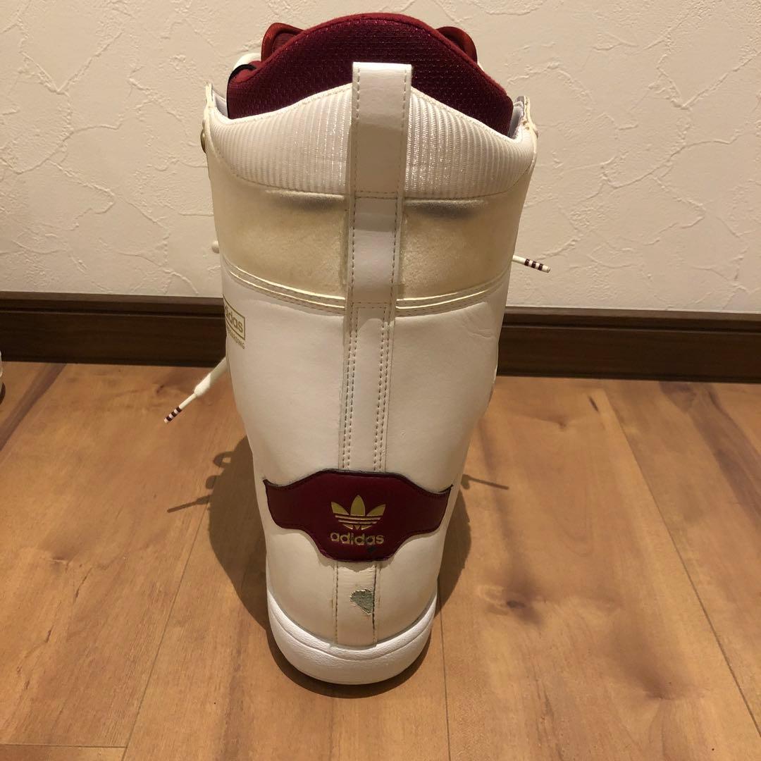 adidas スノーボードブーツ ホワイト/レッド