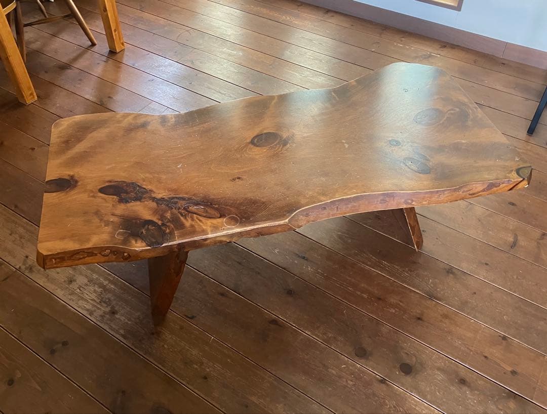 センターテーブル リビングテーブル ローテーブル 自然形状 ブラウン パイン材