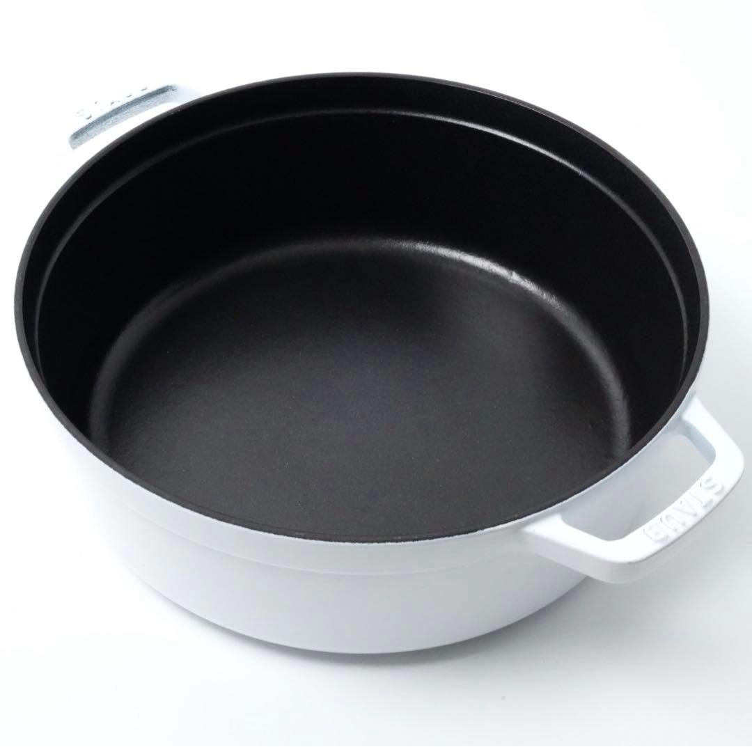ストウブ staub ピコココット ラウンド シャロー　26cm ホワイト