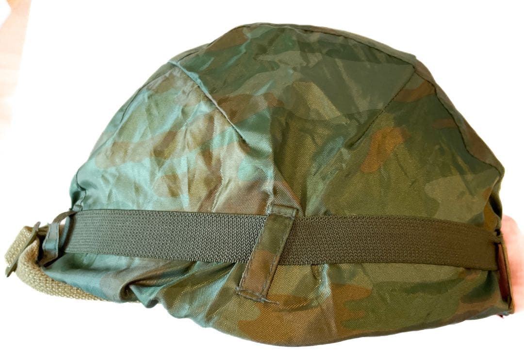 ソ連軍 ロシア軍 放出品 推定SSH-40ヘルメット（サイズ1） カバー2種付属