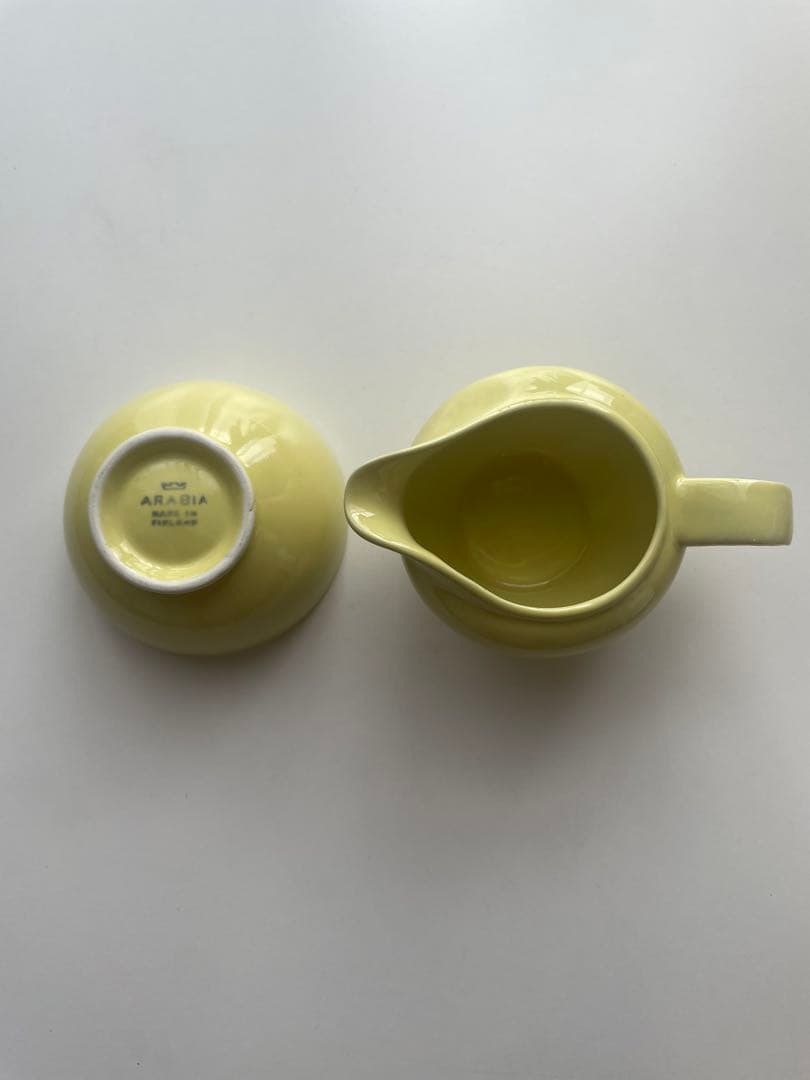ARABIA イエロー ピッチャー