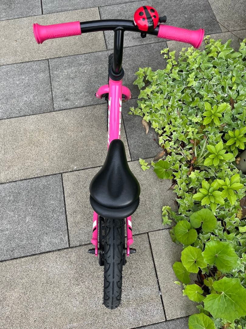 TREK　Kickster　トレック　キックバイク　ピンク