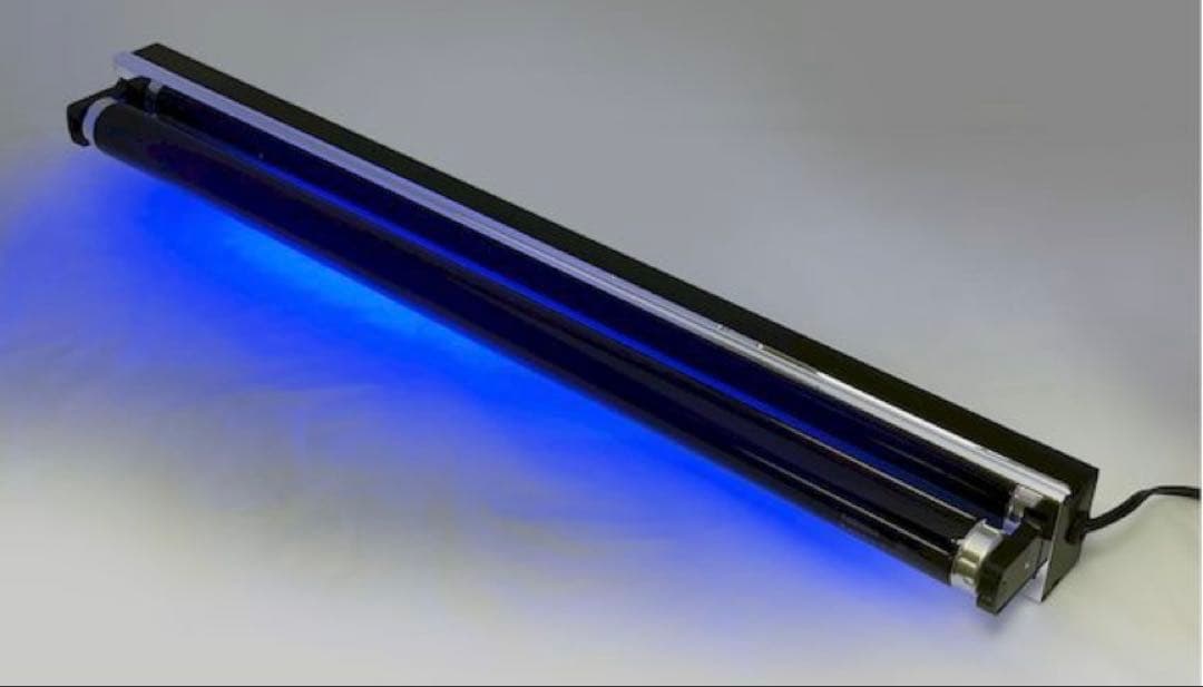 中古品。朝日電器（株）　TOSHIBA ブラックライト　50Hz