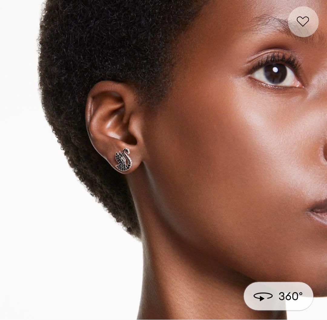 美品・箱付き　Swarovski スワロフスキー ピアス