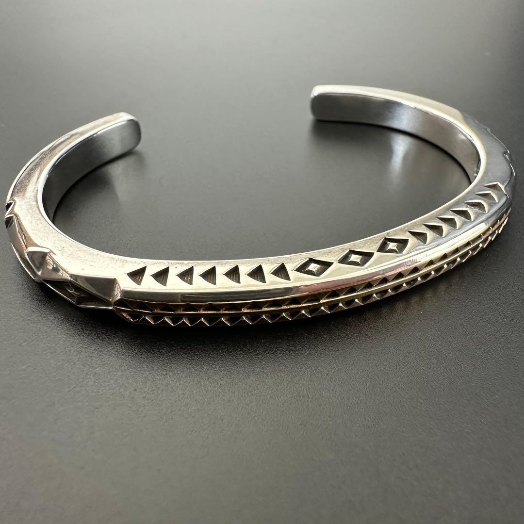 【美品】Navajo Jennifer Curtis K14 3面バングル