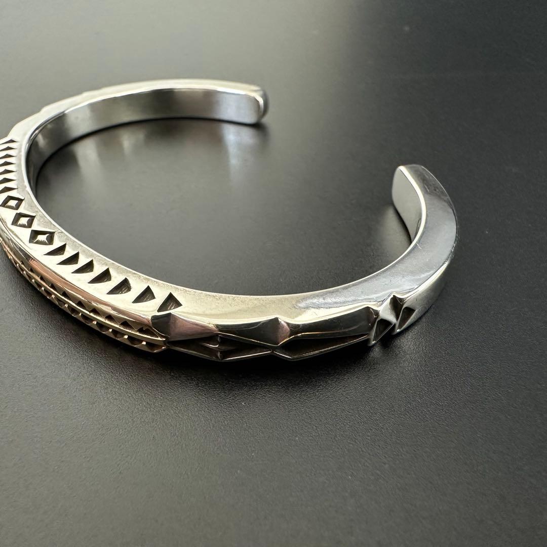 【美品】Navajo Jennifer Curtis K14 3面バングル