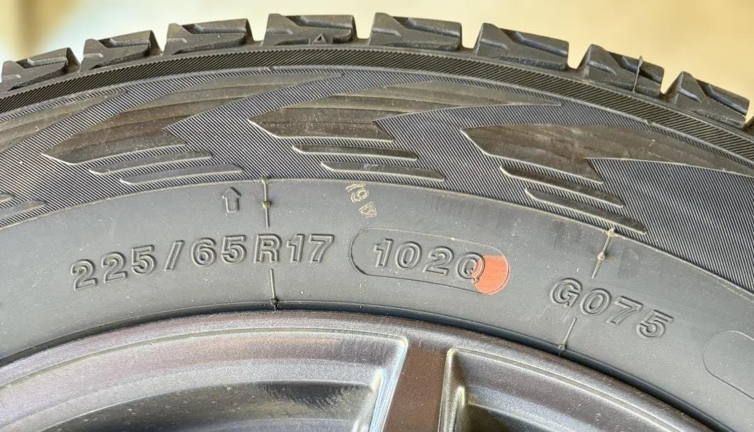 KKヨコハマiceGUARD G075 225/65R174本タイヤのみ）