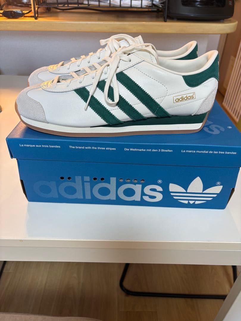 adidas スニーカー ホワイト/グリーン