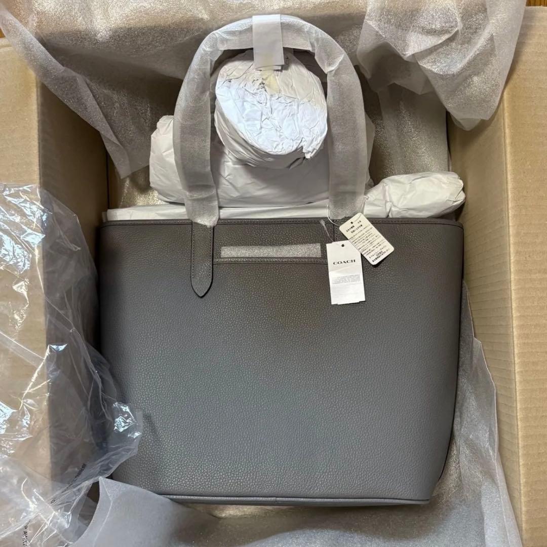 未使用品！COACH コーチ　トートバッグ