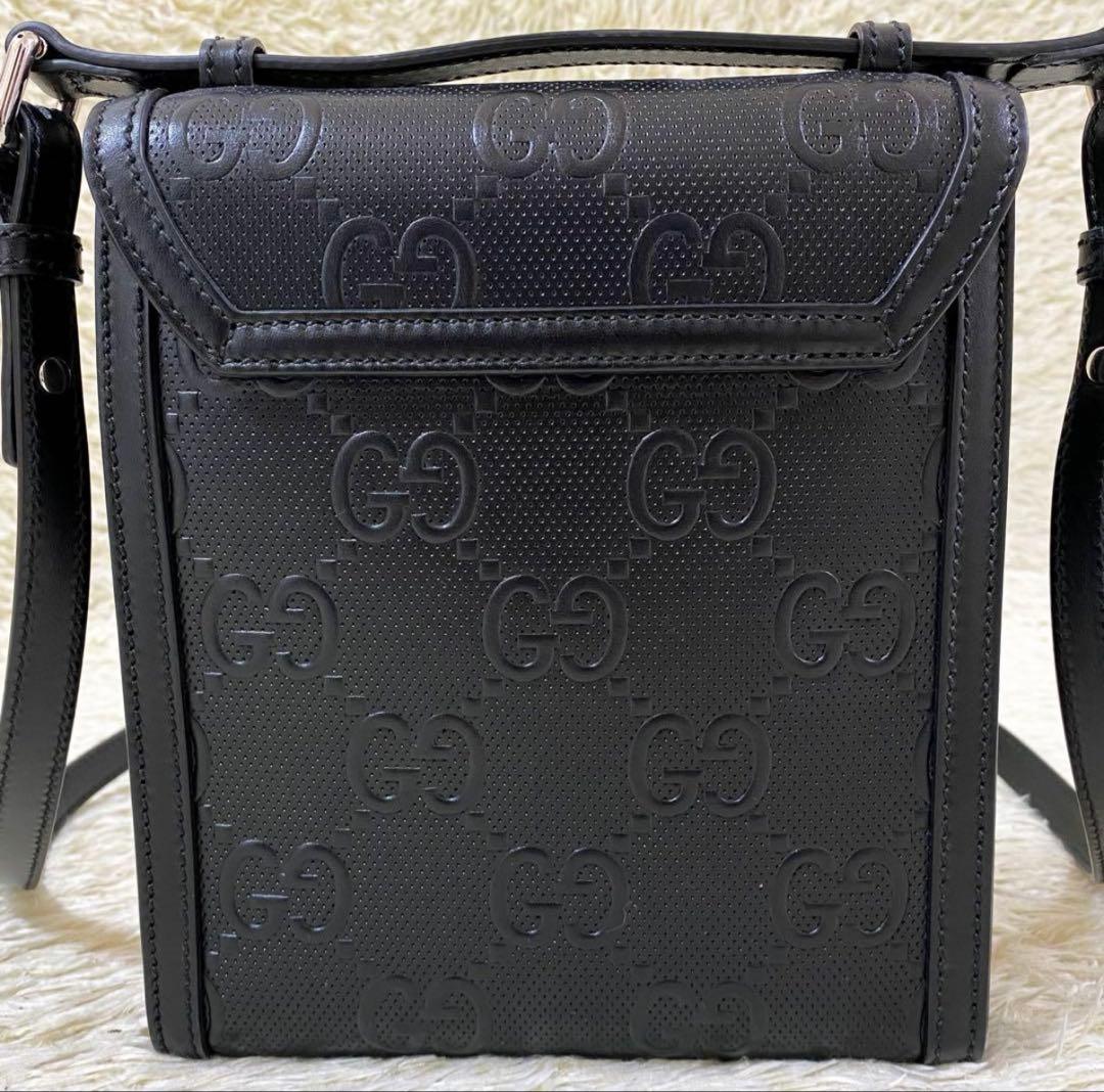 【新品同様】グッチ メッセンジャーバッグ サコッシュ ユニセックス 黒