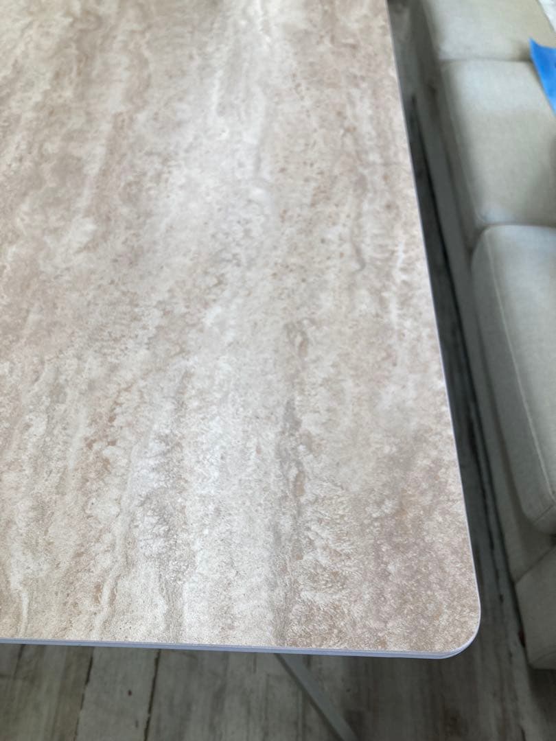 セラミックダイニングテーブル　クロス脚　マーブルベージュ　北九州市福岡市限定