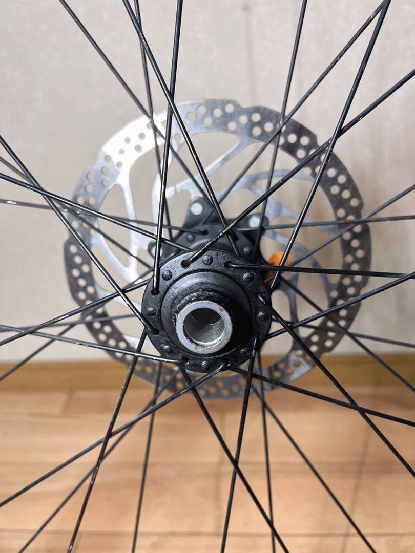 マキシス ミニオン DHF タイヤとシマノ WTB ST i30