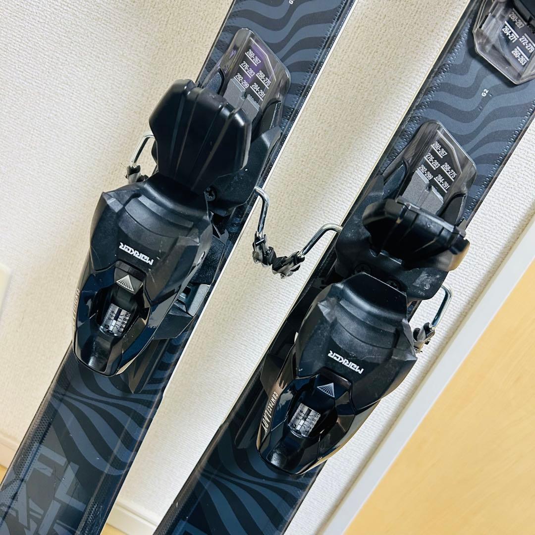 【美品】Volkl FLAIR 72 144cm スキー 板 レディース 女性