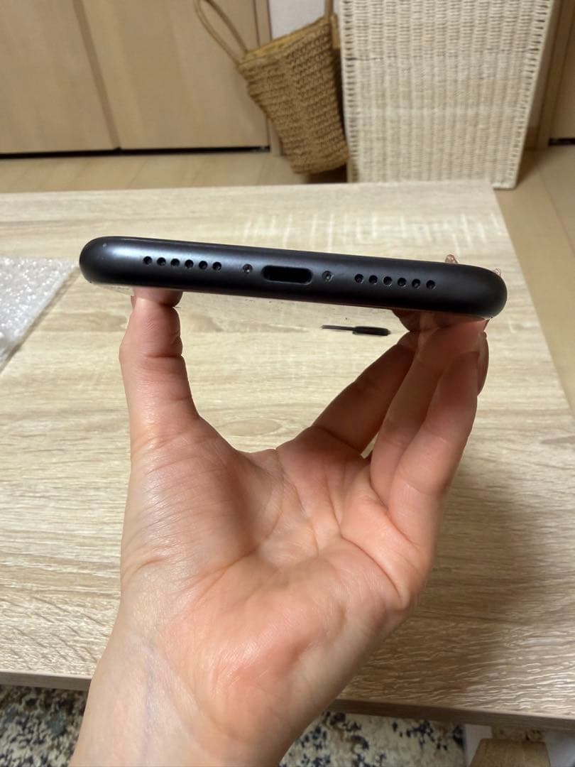 iPhone 11 64GB ブラック SIMフリー