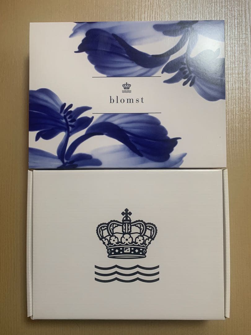 ロイヤルコペンハーゲン　blomst オーバルディッシュ　ホスタ