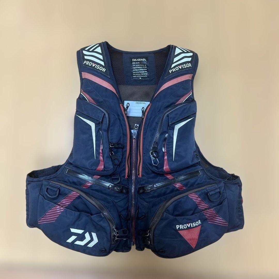 ダイワ　プロバイザー　ライフジャケット