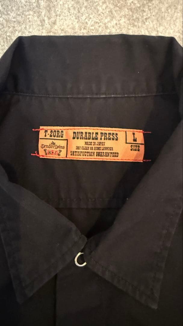 テンダーロイン　黒シャツ Lサイズ
