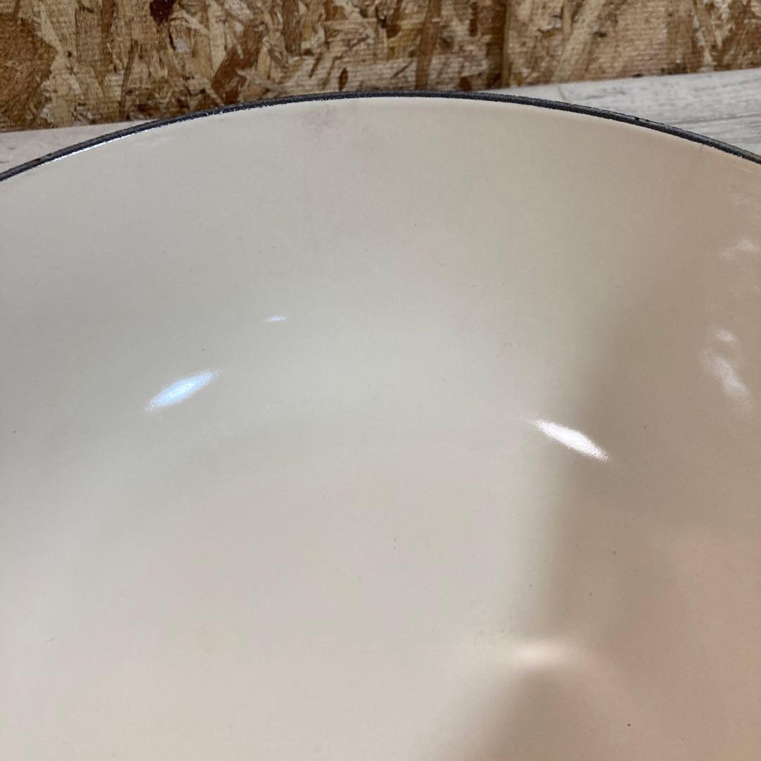 未使用　保管品　ルクルーゼ　ピーコック　約23.5㎝　マルミット　クリーム系