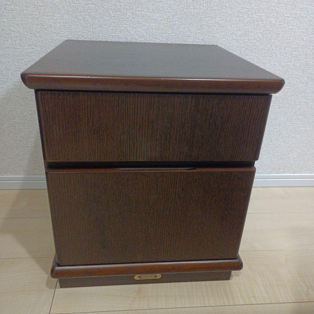 シモンズsmmonsナイトテーブル　ベッドサイドチェスト