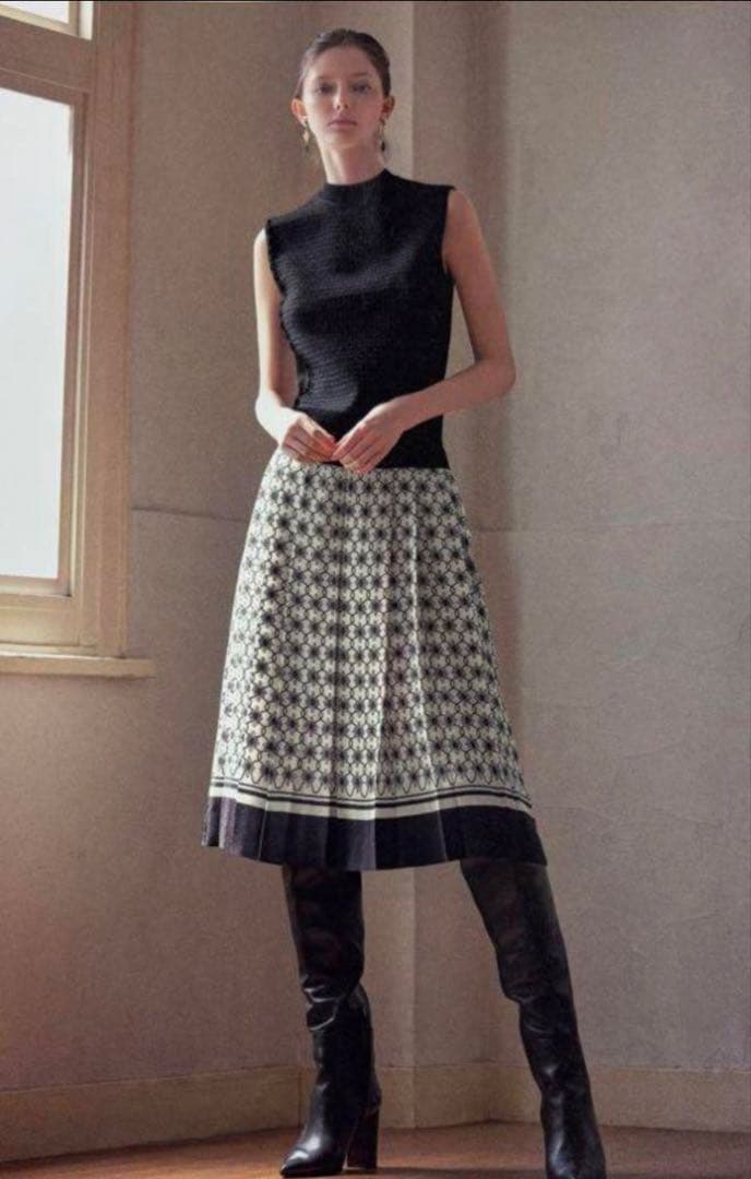 極美品エポカスカート☆オブリ☆トゥモローランド☆ルルウィルビー☆ルフィル☆ルネ