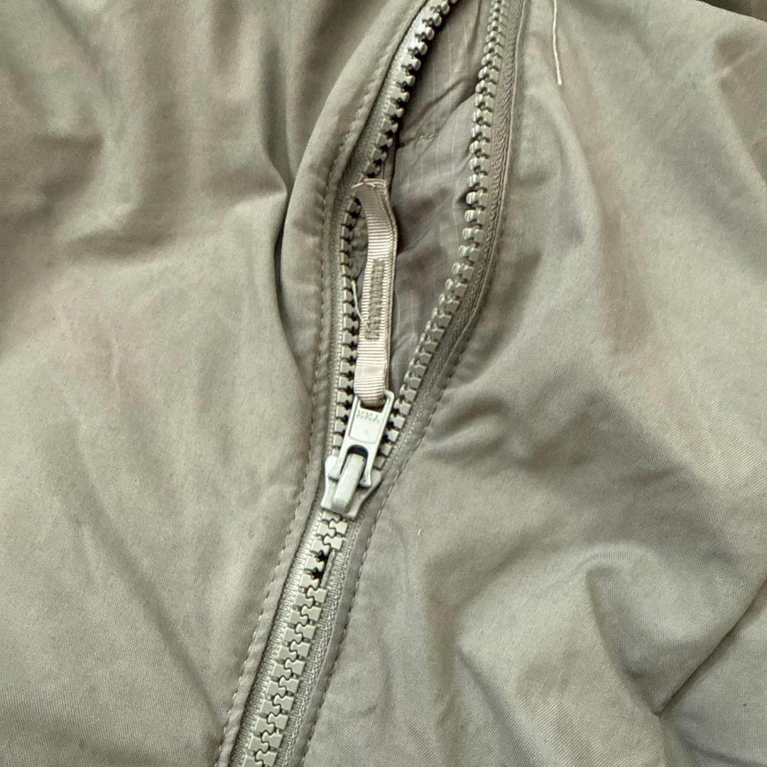 放出品レベル7パーカー上下