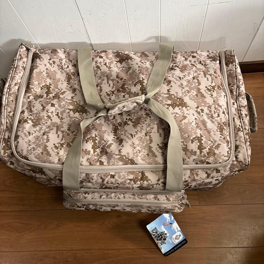 米軍放出品　DESERT MARPAT キャリーケース　シーバック　送料無料