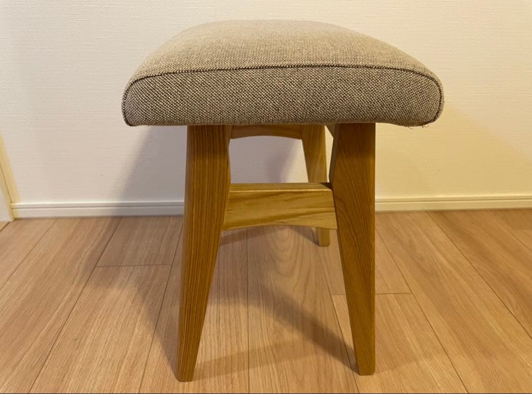 unico シグネ　スツールチェア