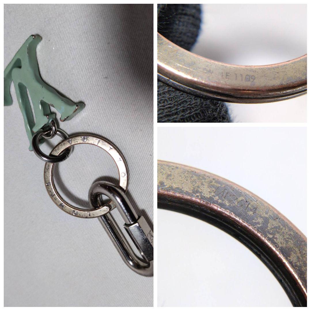 ルイヴィトン　シルバー×ブルー系　ポルトクレ LVシェイプ　キーリング　チャーム