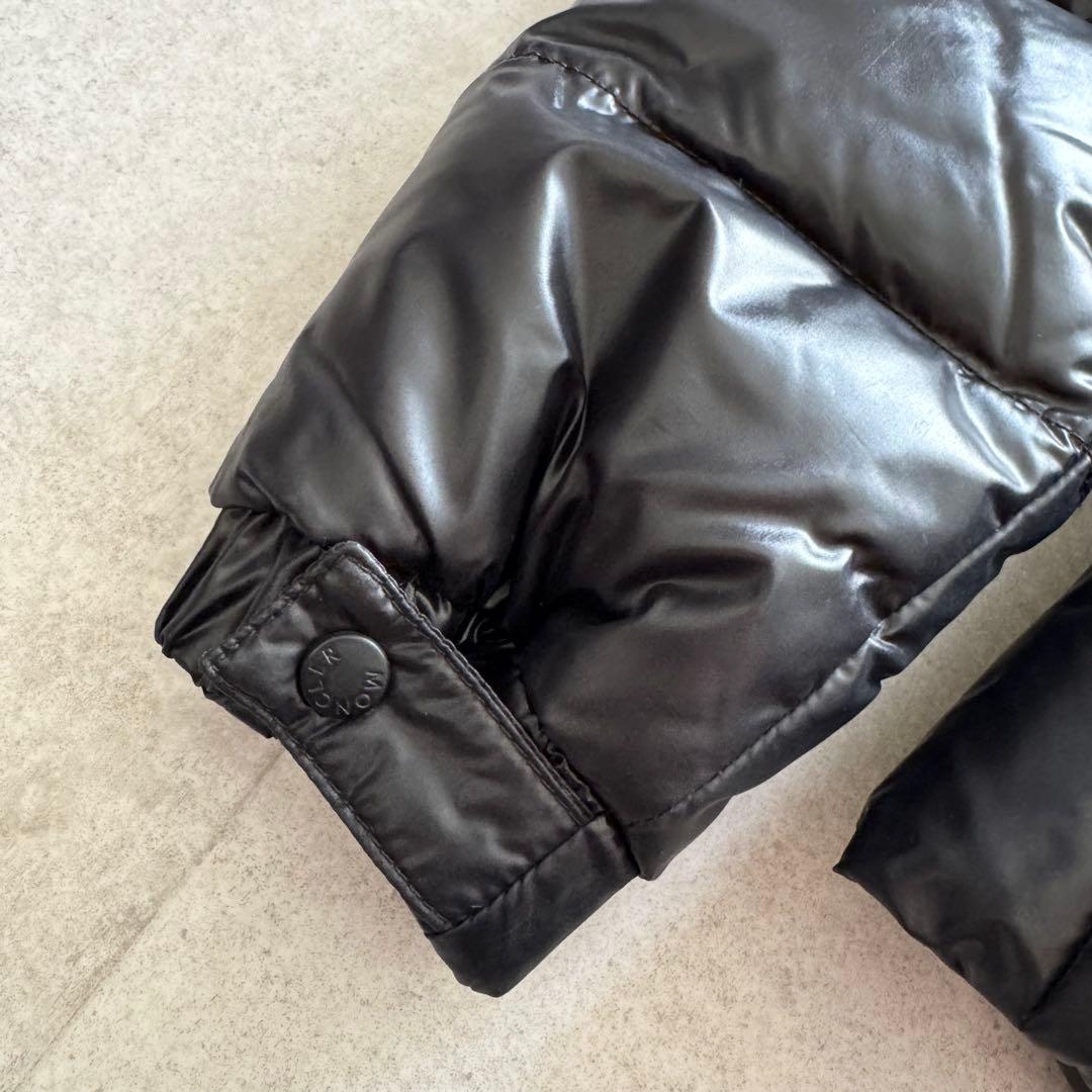 モンクレール　BADIA　ダウンジャケット　黒　シャイニーブラック　フード　1