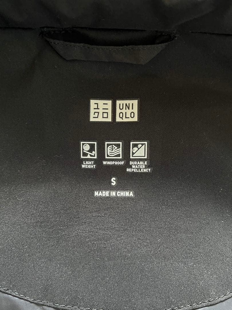 ユニクロ／シームレスダウンショートコート／レディースS