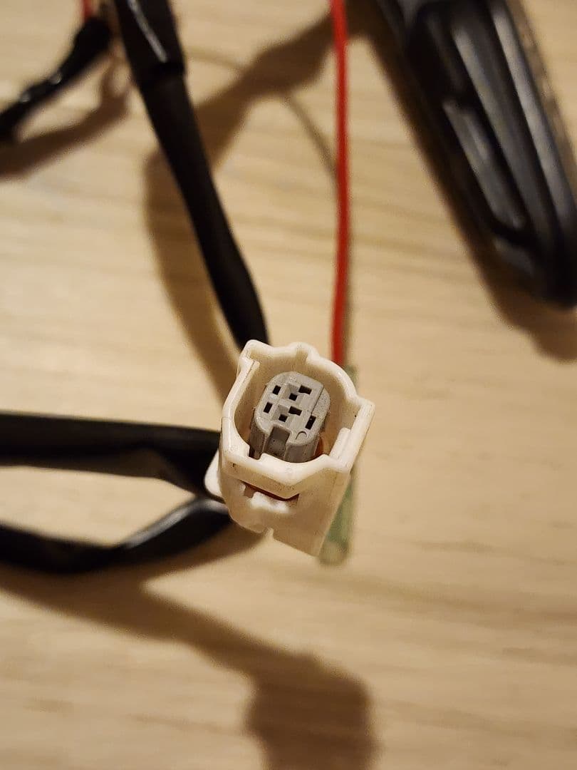 ヤマハ ワイズギア YZF-R25 フェンダーレスキッドナンバー灯 ウィンカー付